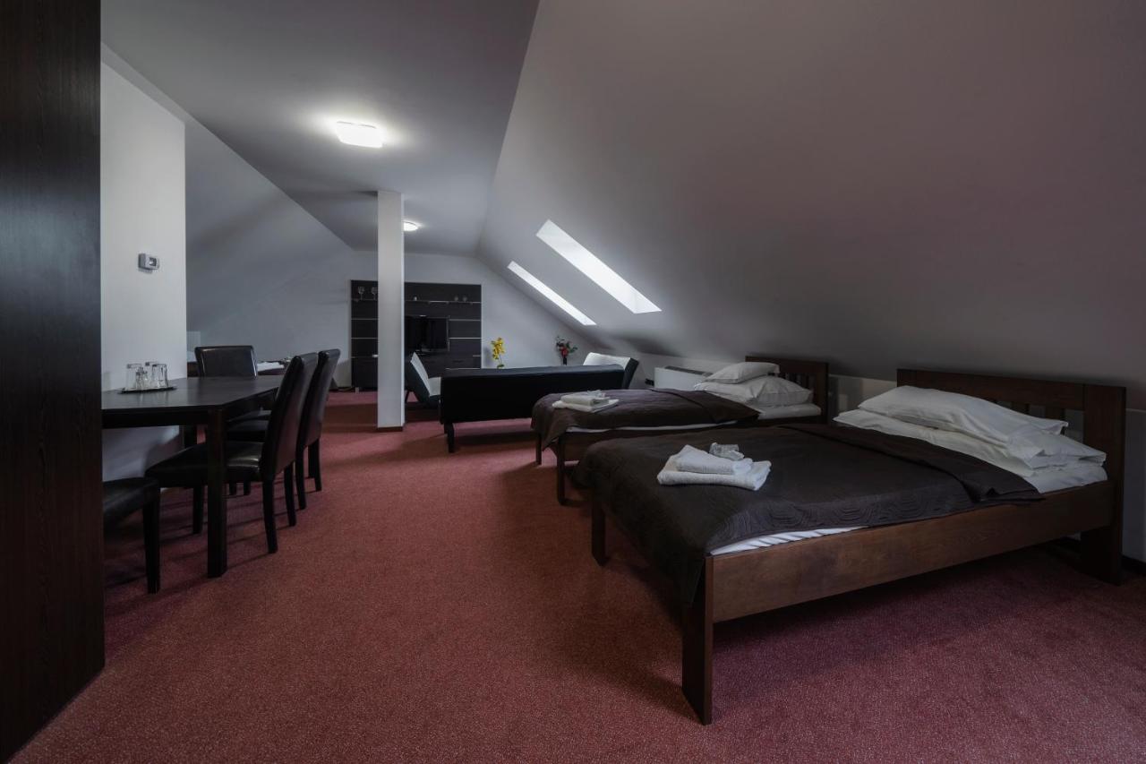 Hotel Astory Plzen Exterior photo