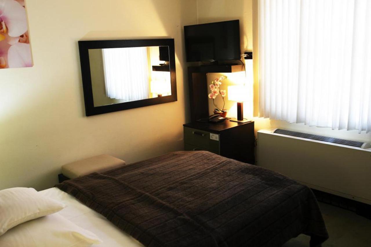 Hotel Astory Plzen Exterior photo